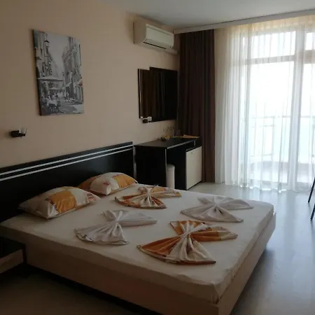 за гости синева Guest house