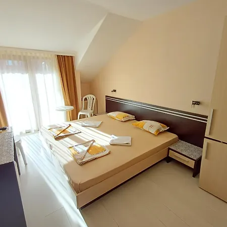 Guest house за гости синева 4*
