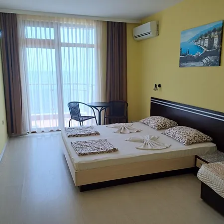 Guest house за гости синева 4*