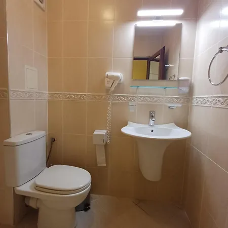 за гости синева Πανσιόν 4*